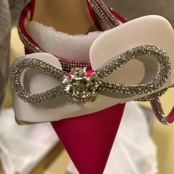 Pink and White Bow-Embellished Women's Accessory - Picture 2 of 8